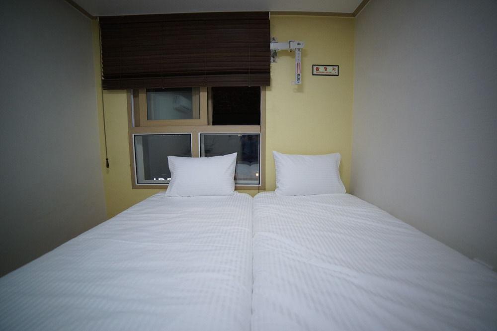 Cozybox Otel Seul Dış mekan fotoğraf